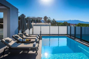 Villa Amo With Private Pool